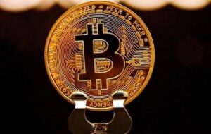 قیمت بیتکوین، اتریوم، تتر و رمزارزهای معروف جهان امروز ۷ اردیبهشت ۱۴۰۵ قیمت بیتکوین، اتریوم، تتر و رمزارزهای معروف جهان امروز ۷ اردیبهشت ۱۴۰۵