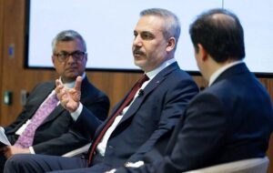 وعده جذاب هاکان فیدان درباره مذاکره ایران و آمریکا / مسئله کلیدی بهزودی حل میشود وعده جذاب هاکان فیدان درباره مذاکره ایران و آمریکا / مسئله کلیدی بهزودی حل میشود