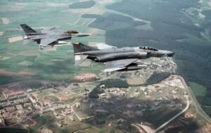 پرواز هواپیماهای نظامی آمریکا به خاورمیانه اوج گرفت پرواز هواپیماهای نظامی آمریکا به خاورمیانه اوج گرفت