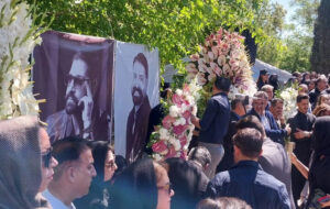 گرامیداشت مرد مبارزه با مرض حسادت؛ هنرمندان از حمید هیراد گفتند گرامیداشت مرد مبارزه با مرض حسادت؛ هنرمندان از حمید هیراد گفتند