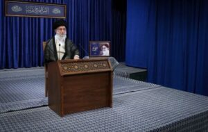 فرماندهی رهبر شهید در بحرانها چگونه بود؟؛ مرور «تمامعیار» ۳ جنگ فرماندهی رهبر شهید در بحرانها چگونه بود؟؛ مرور «تمامعیار» ۳ جنگ