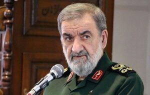 پاسخ محسن رضایی به یک سوال درباره رهبر انقلاب / چرا آیتالله مجتبی خامنهای در مقابل مردم ظاهر نمیشوند؟ پاسخ محسن رضایی به یک سوال درباره رهبر انقلاب / چرا آیتالله مجتبی خامنهای در مقابل مردم ظاهر نمیشوند؟