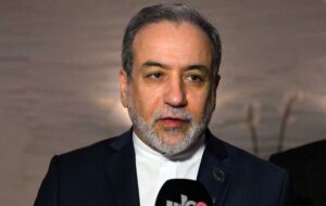 پاسخ محکم عراقچی به امارتیها/ مظلومنمایی نکنید پاسخ محکم عراقچی به امارتیها/ مظلومنمایی نکنید