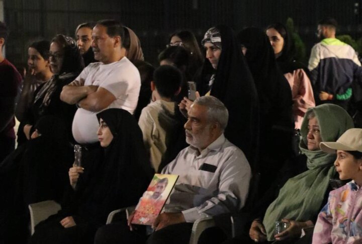 «آسمان سرخ»؛ روایت حماسی از میدان تا قلب مخاطب «آسمان سرخ»؛ روایت حماسی از میدان تا قلب مخاطب