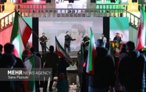 زبان هنر یک حرکت را ماندگار میکند؛ لبیک هنرمندان به دعوت رهبر انقلاب زبان هنر یک حرکت را ماندگار میکند؛ لبیک هنرمندان به دعوت رهبر انقلاب