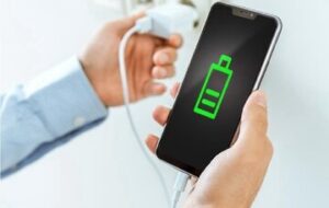 چگونه باتری اصل و تقلبی موبایل را تشخیص دهیم؟ چگونه باتری اصل و تقلبی موبایل را تشخیص دهیم؟
