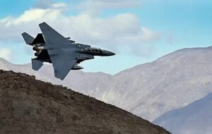 ارتش آمریکا عملیات جستوجو را متوقف کرد/ چه بر سر ملوان مفقود آمد؟ ارتش آمریکا عملیات جستوجو را متوقف کرد/ چه بر سر ملوان مفقود آمد؟