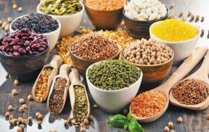 کاهش قیمت برنج ایرانی و حبوبات در بازار